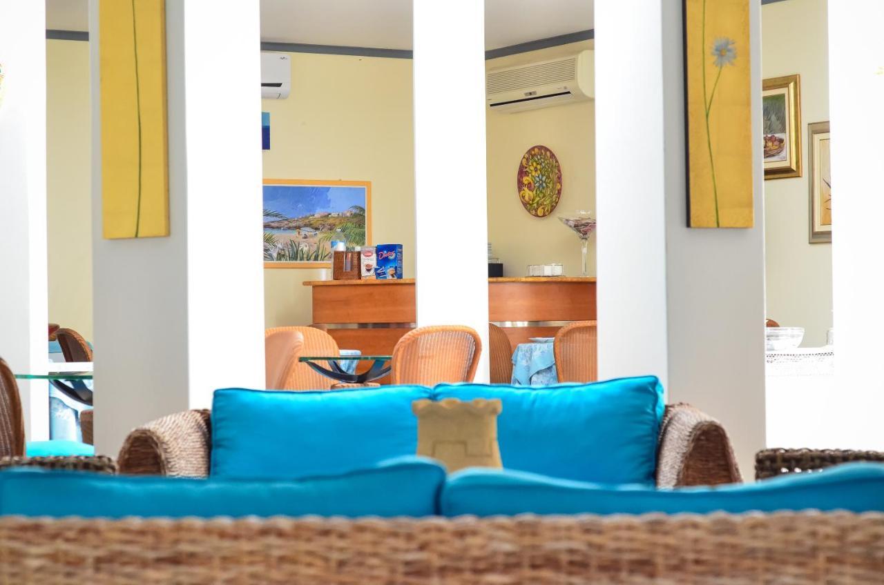 Hotel Il Faro Della Guitgia Tommasino ลัมเปดูซา ภายนอก รูปภาพ